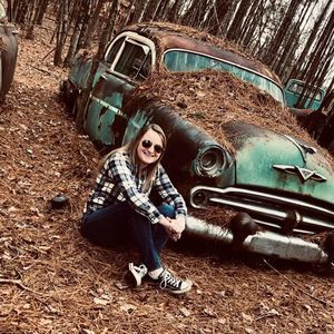 Meet your Posher, Chloe